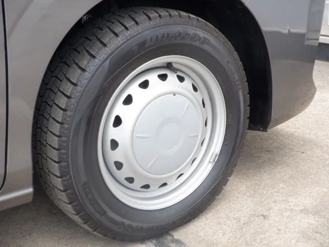 セレナ Sハイブリッド(ニッサン)の車両写真