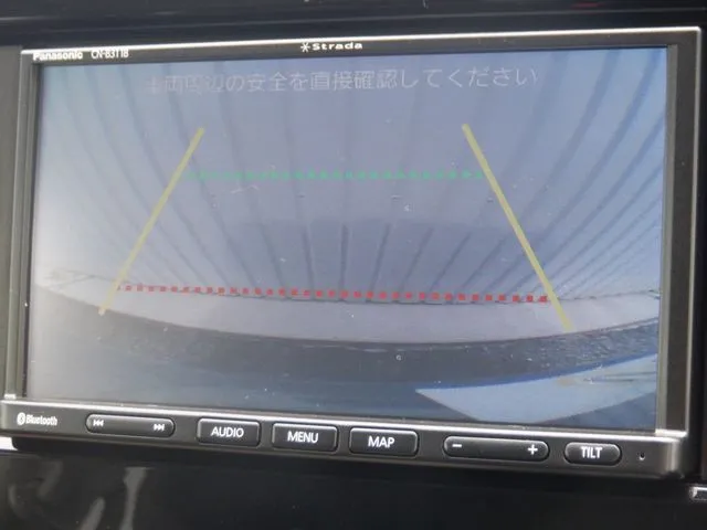セレナ Sハイブリッド(ニッサン)の車両写真
