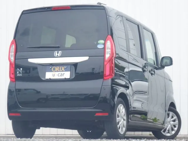 N BOX(ホンダ)の車両写真