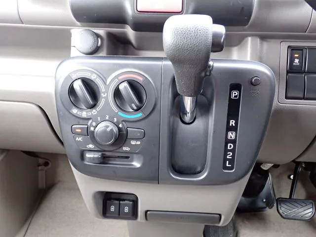 スズキ エブリイバン 4WD