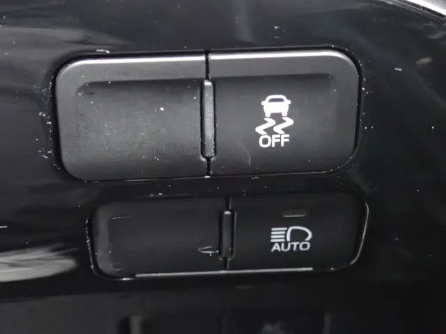プリウス(トヨタ)の車両写真