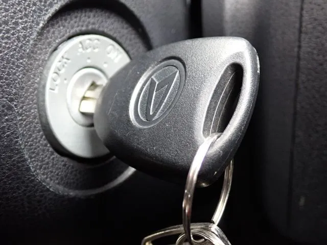 ミラ イース(ダイハツ)の車両写真