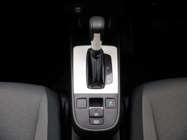 フィット e:HEV(ホンダ)の車両写真