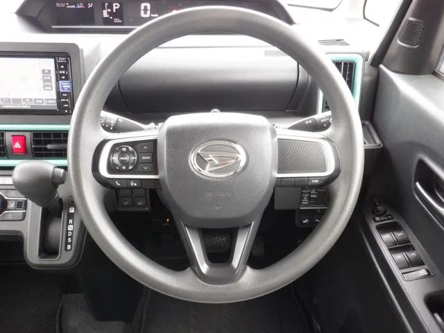 タント(ダイハツ)の車両写真