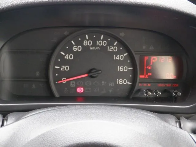 パッソ（トヨタ）の車両写真