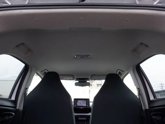 ヤリスクロス ハイブリッド(トヨタ)の車両写真