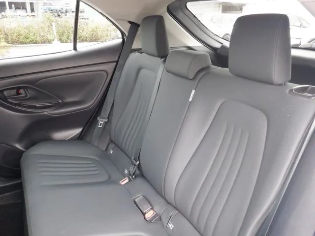 ヤリスクロス ハイブリッド(トヨタ)の車両写真