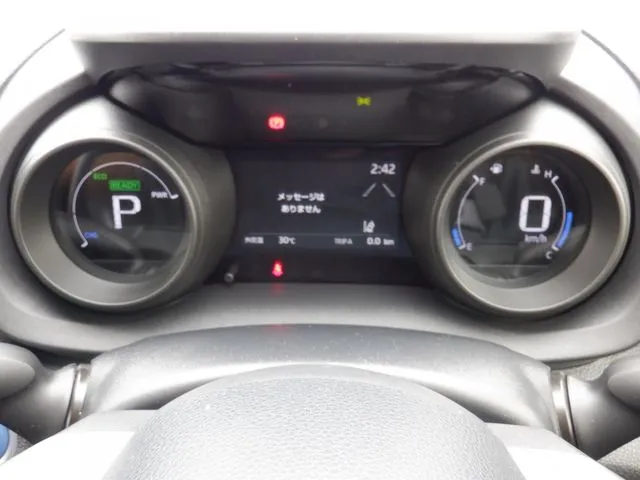 ヤリスクロス ハイブリッド(トヨタ)の車両写真