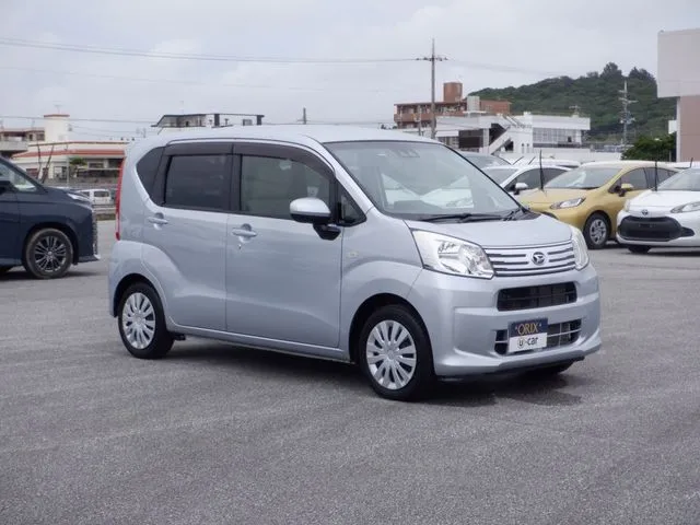 ダイハツ　ムーヴ