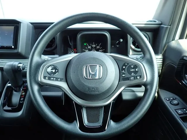 N-VAN+スタイル(ホンダ)の車両写真