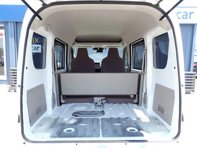 エブリイバン(スズキ)の車両写真