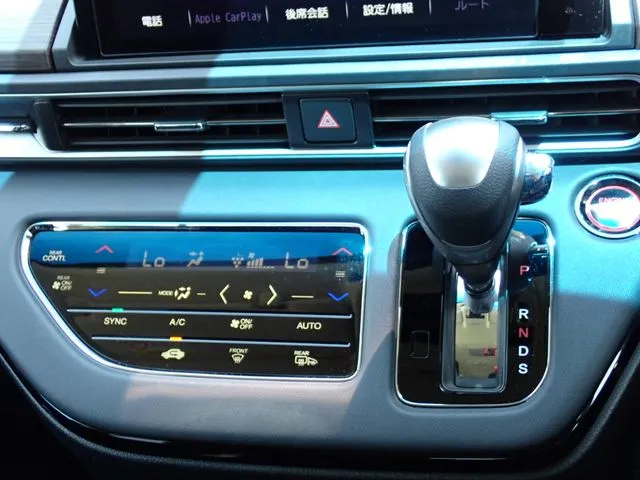 オデッセイ（ホンダ）の車両写真