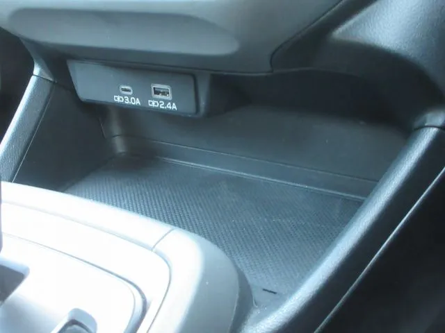 クロストレック(スバル)の車両写真