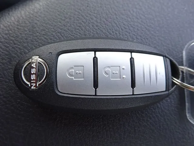 ノート(ニッサン)の車両写真
