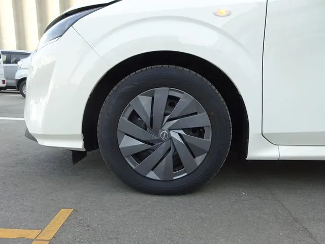 ノート(ニッサン)の車両写真