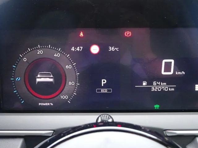 ノート(ニッサン)の車両写真