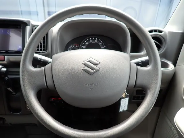 エブリイバン（スズキ）の車両写真
