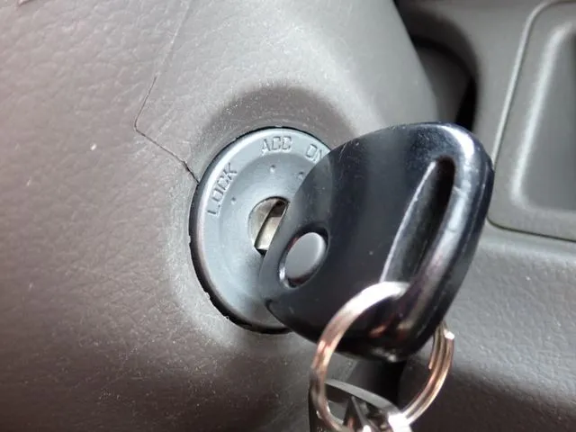 エブリイバン（スズキ）の車両写真