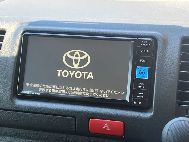 ハイエースバン 4WD(トヨタ)の車両写真