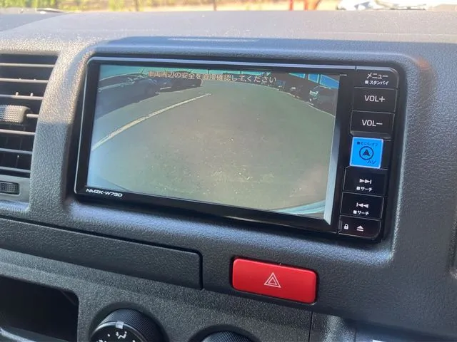 ハイエースバン 4WD(トヨタ)の車両写真