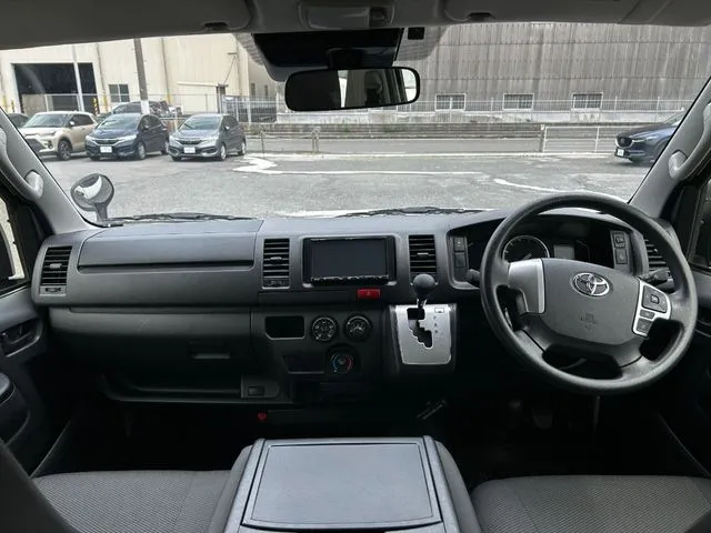ハイエースバン 1.25t 2WD(トヨタ)の車両写真