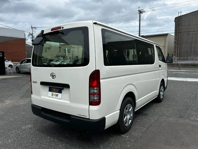 ハイエースバン 1.25t 2WD(トヨタ)の車両写真