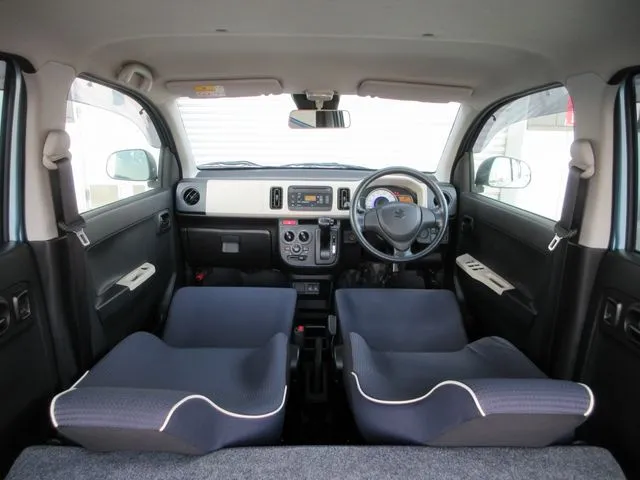 アルト 4WD(スズキ)の車両写真