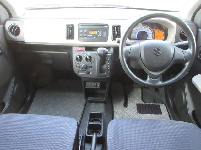 アルト 4WD(スズキ)の車両写真