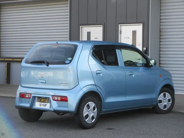 アルト 4WD(スズキ)の車両写真