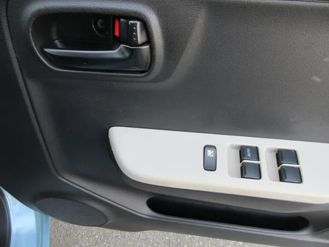 アルト 4WD(スズキ)の車両写真