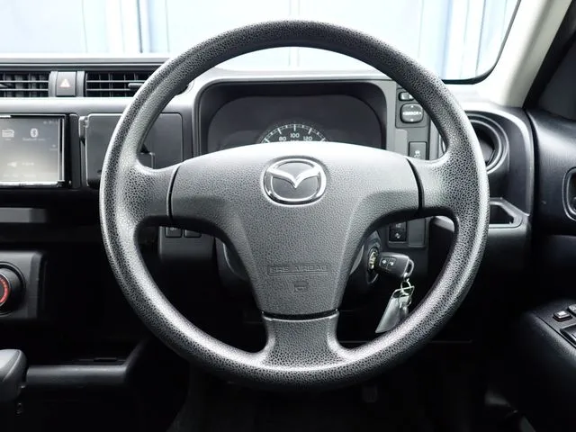 ファミリアバン　２ＷＤ（マツダ）の車両写真