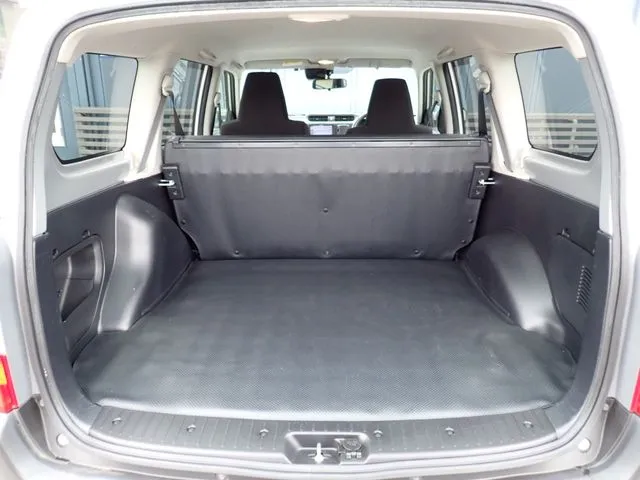 ファミリアバン　２ＷＤ（マツダ）の車両写真