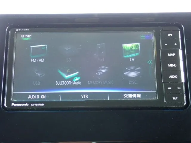 N BOX カスタム(ホンダ)の車両写真
