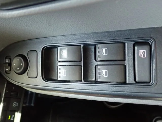 タント（ダイハツ）の車両写真