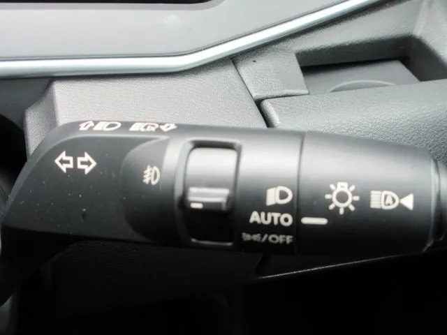 ノート(ニッサン)の車両写真
