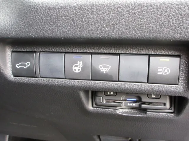 ＲＡＶ４　４ＷＤ（トヨタ）の車両写真
