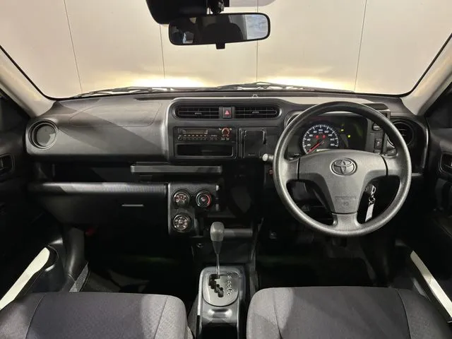 トヨタ　プロボックスバン　２ＷＤ