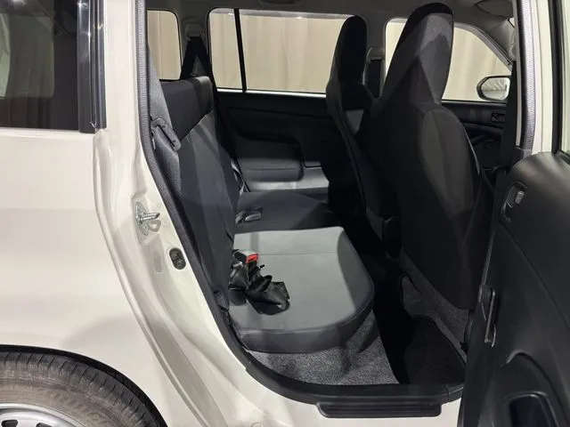トヨタ　プロボックスバン　２ＷＤ