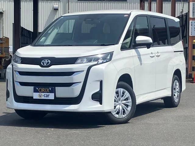 トヨタ ノア 4WD