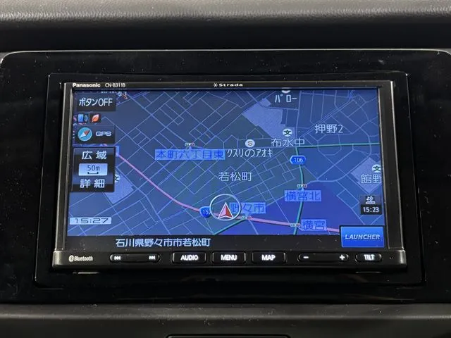 ホンダ　フィット　ｅ：ＨＥＶ　４ＷＤ