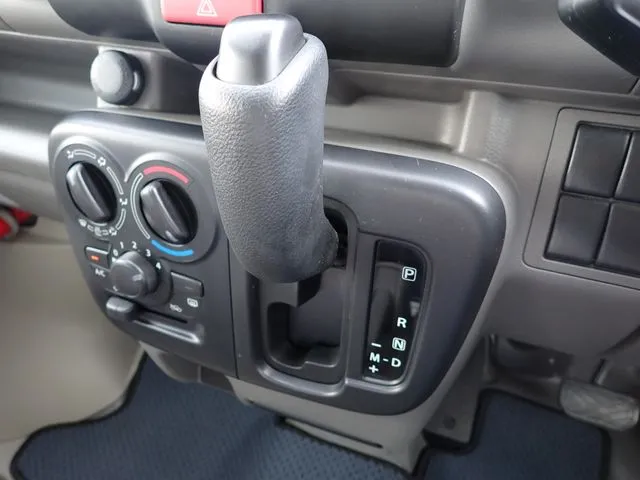 エブリイバン(スズキ)の車両写真
