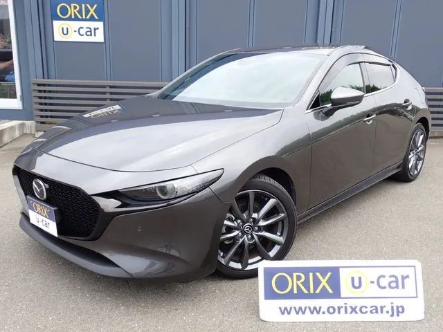 MAZDA3 ファストバック(マツダ)|オリックスU-carの中古車