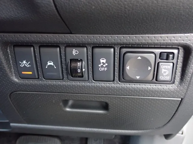 NV150 AD 2WD(ニッサン)の車両写真