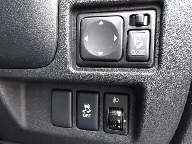 マーチ（ニッサン）の車両写真