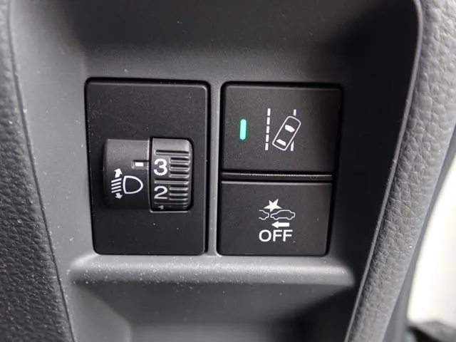 Ｎ－ＶＡＮ（ホンダ）の車両写真