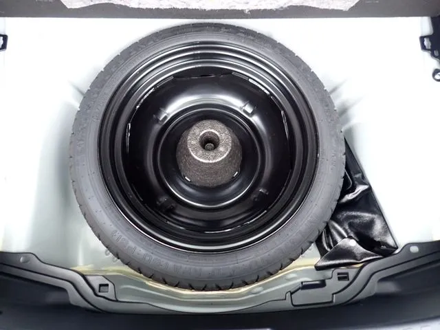 アクア(トヨタ)の車両写真