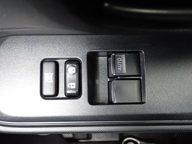 アクア(トヨタ)の車両写真