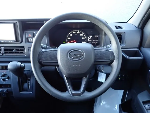 ハイゼットカーゴ 4WD(ダイハツ)の車両写真