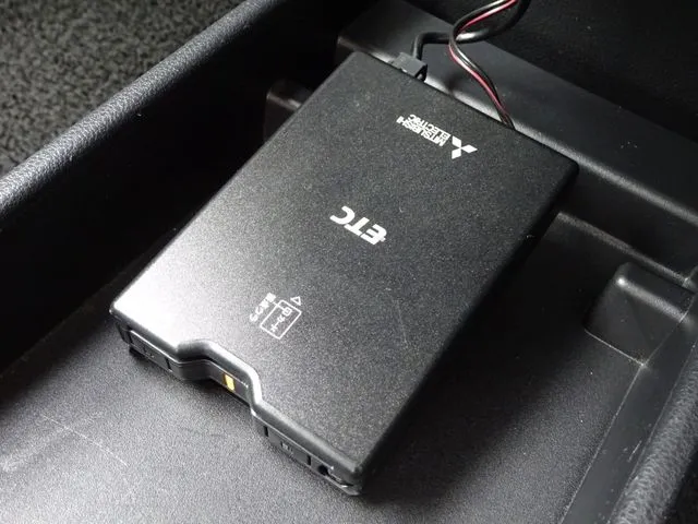 ダイハツ ミラ イース