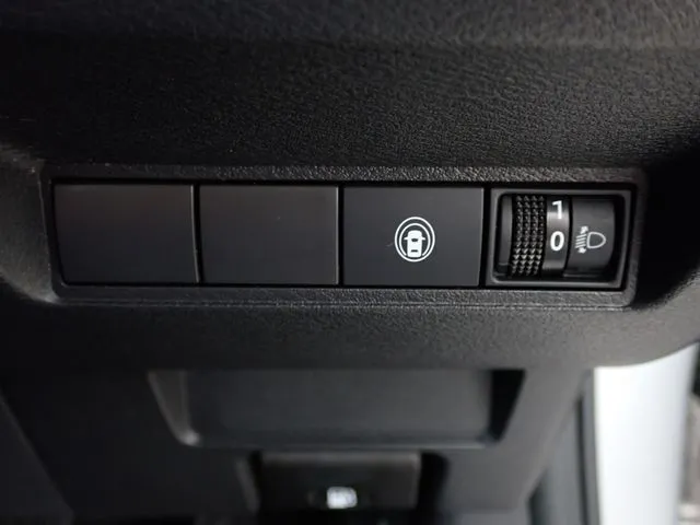 ノート(ニッサン)の車両写真